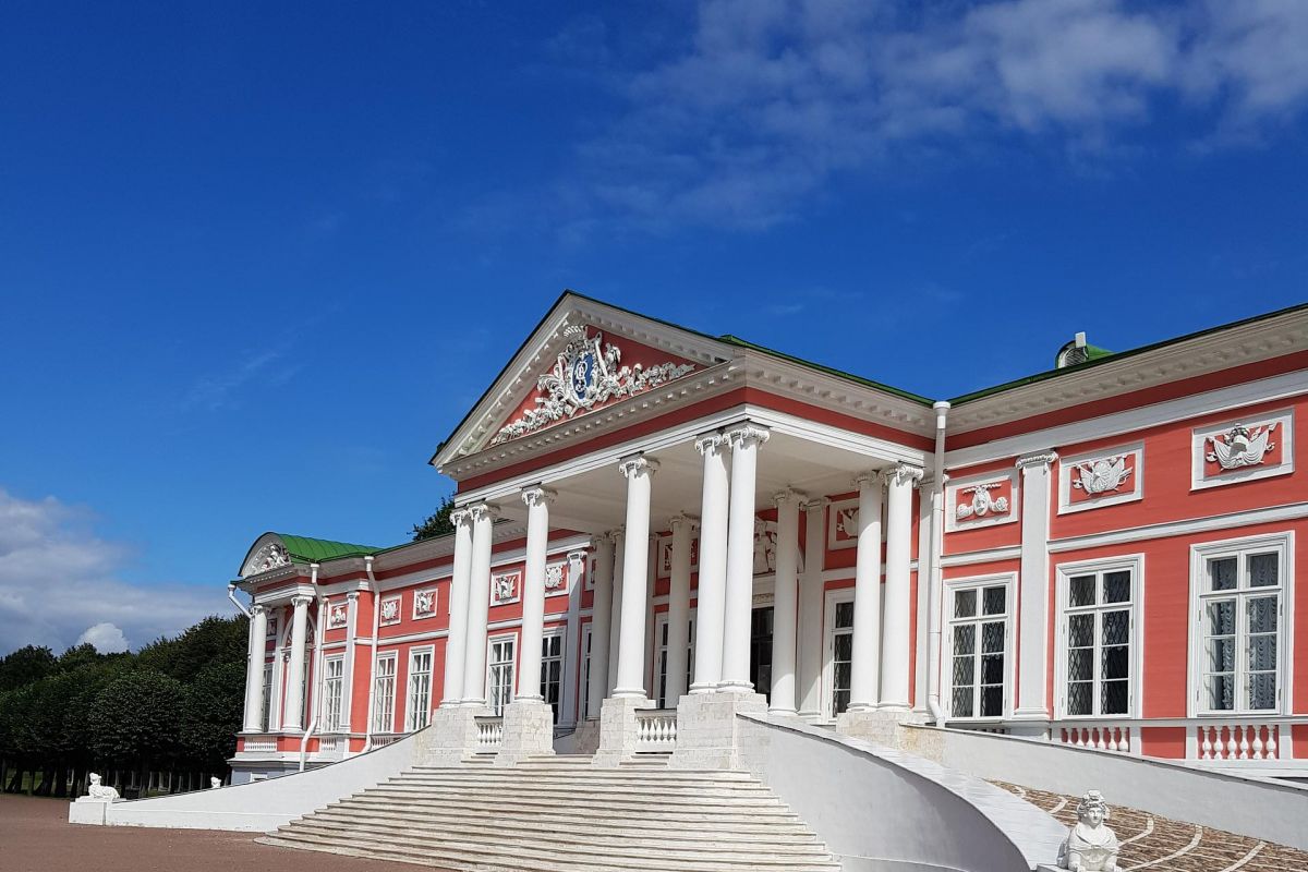 Усадьба Кусково. Школьники