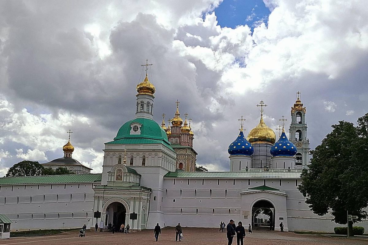 Свято-Троицкая Сергиева Лавра – Музей при духовной Академии – фабрика матрешки «Мастер АРТ»