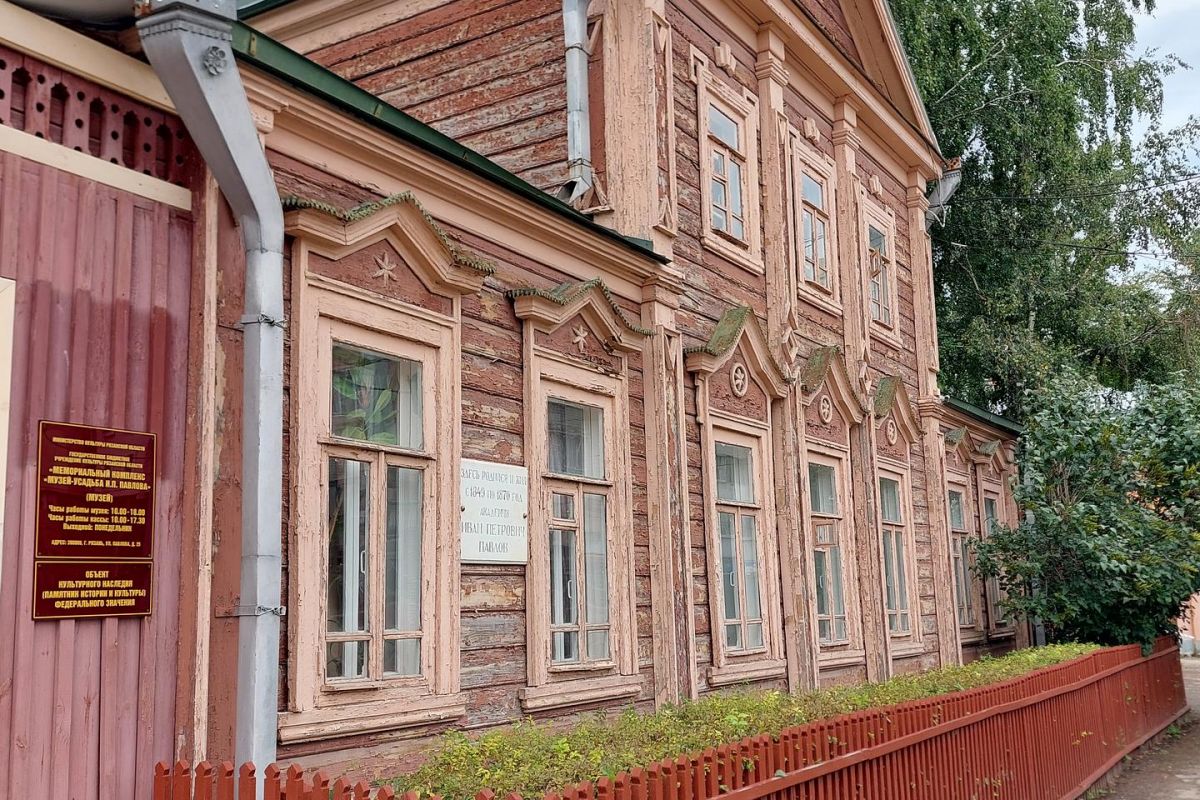 Экскурсия на 1 день в Рязань  с посещением музея ВДВ