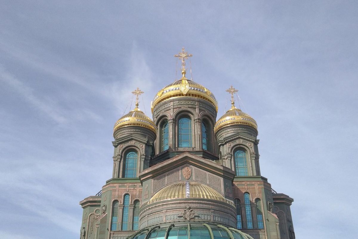 «Дорога памяти, 1418 шагов» + главный храм Вооружённых сил РФ. Для взрослых групп.