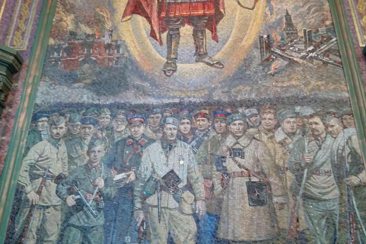 «Дорога памяти, 1418 шагов» + главный храм Вооружённых сил РФ. Для взрослых групп.