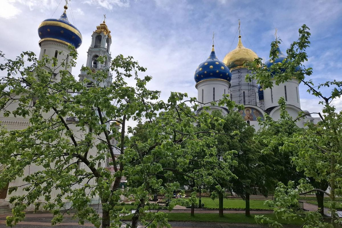 Свято-Троицкая Сергиева Лавра – Музей при духовной Академии – фабрика матрешки «Мастер АРТ»