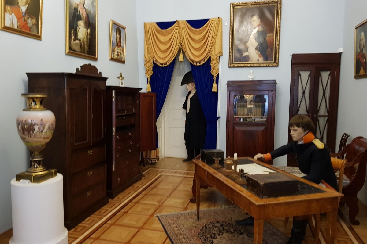 Усадьба Вяземы — историческая и литературная жемчужина Подмосковья для школьных групп