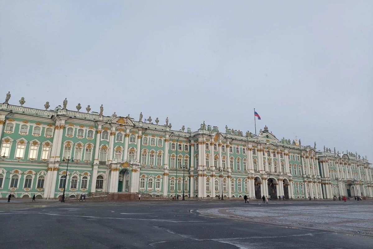 Новогодние праздники в Санкт-Петербурге для школьных групп
