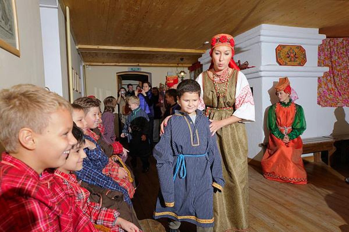 Выпускной в музее-заповеднике Коломенское. Для младших классов.