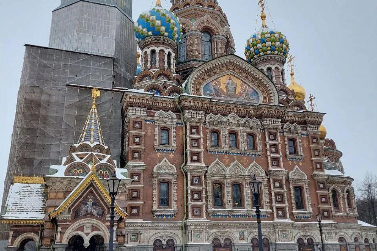 Новогодние праздники в Санкт-Петербурге для школьных групп