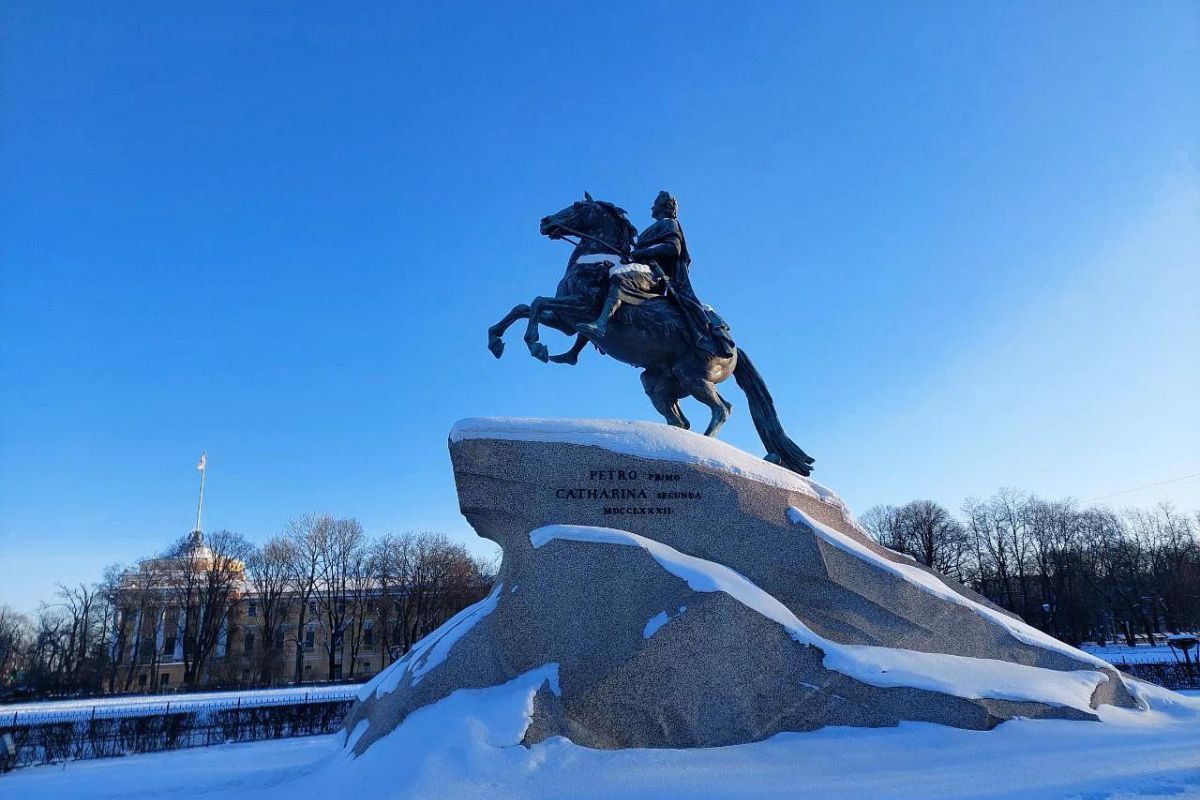 Зимние праздники в Санкт-Петербурге для школьных групп