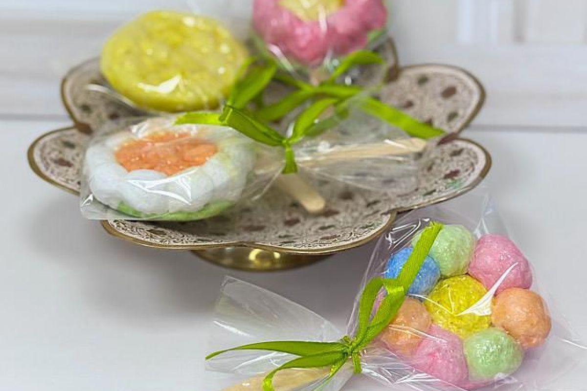Экскурсия в музей ватной игрушки. Школьники