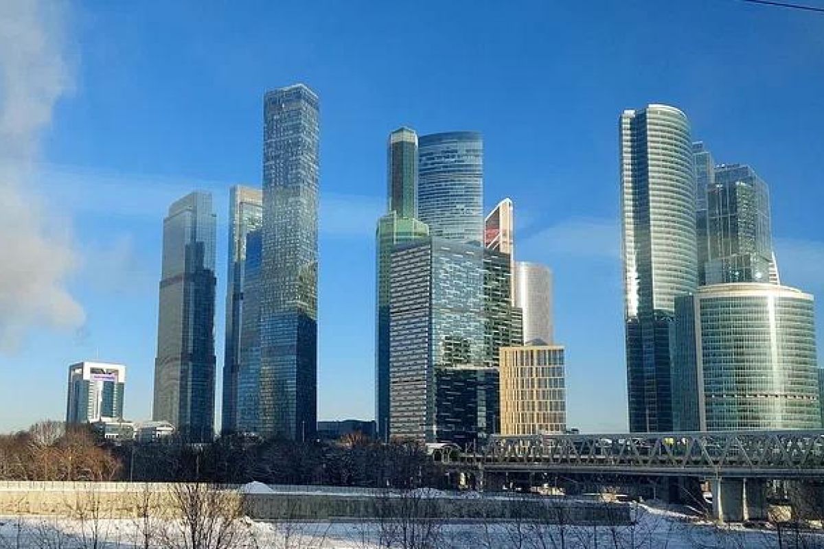 Новогодняя Москва с праздничной программой в усадьбе Люблино
