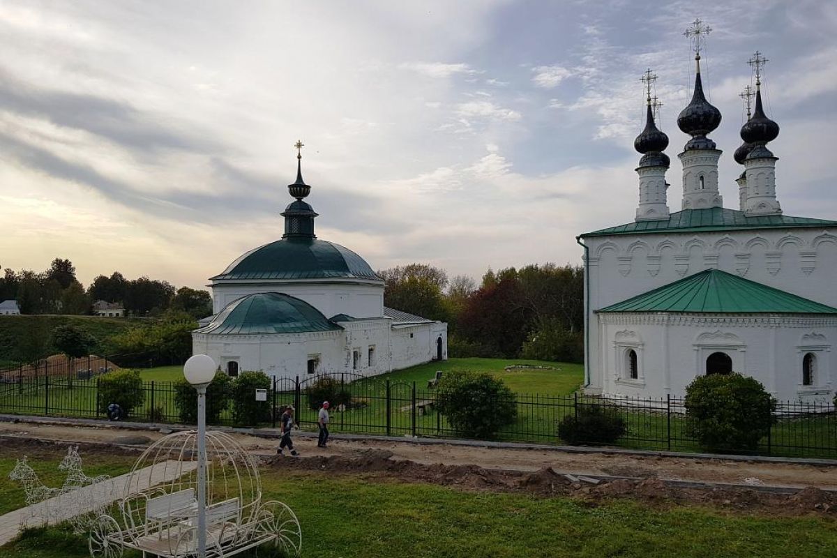 Владимир – Боголюбово – Суздаль.  Школьные группы