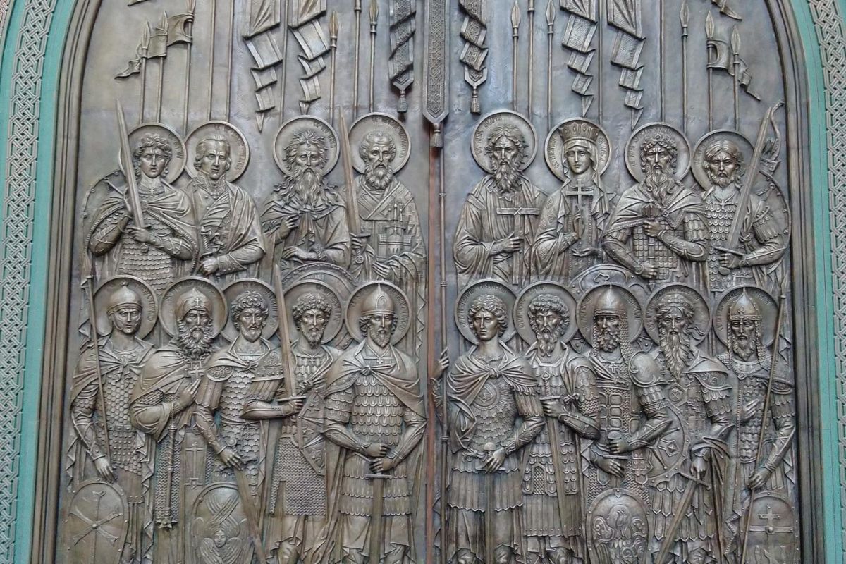 «Дорога памяти, 1418 шагов» + главный храм Вооружённых сил РФ. Для взрослых групп.