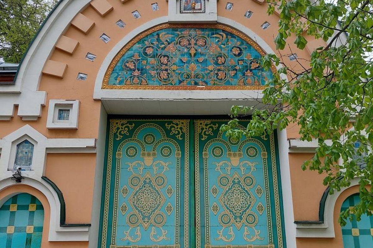 Переделкино – обитель писателей и поэтов с посещением дома-музея Б.Л. Пастернака и Б.Ш. Окуджавы. Группы