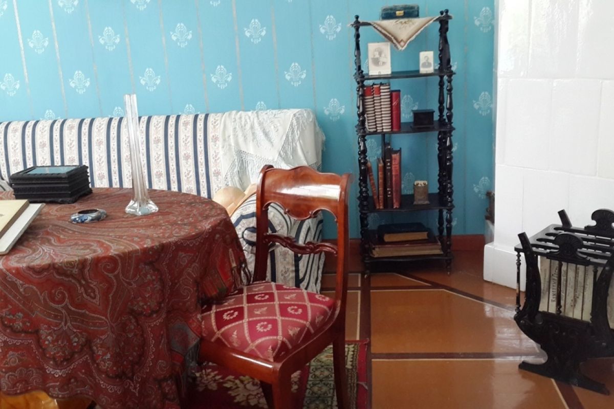 «Страна Блока и Менделеева». Шахматово -Тараканово- Боблово. Группы